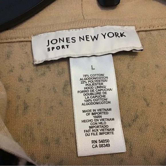 JONES NEW YORK animal print jacket, size large, long sleeve, hooded - Picture 3 of 10